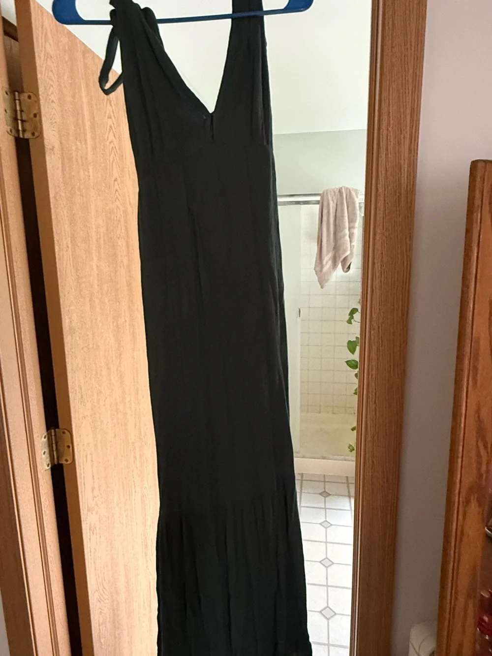 Abercrombie & Fitch Olive Tie-Shoulder V-Neck Maxi Dress